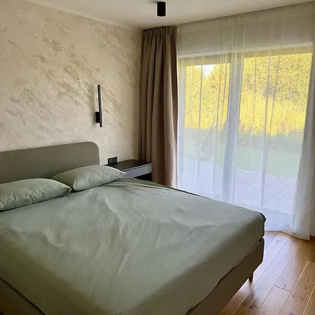 Villa Trio - Golf Villa, Bbq, Sauna And Hot Tub