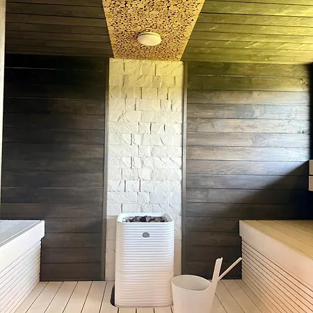 Trio - Golf Villa, Bbq, Sauna And Hot Tub * Kuressaare